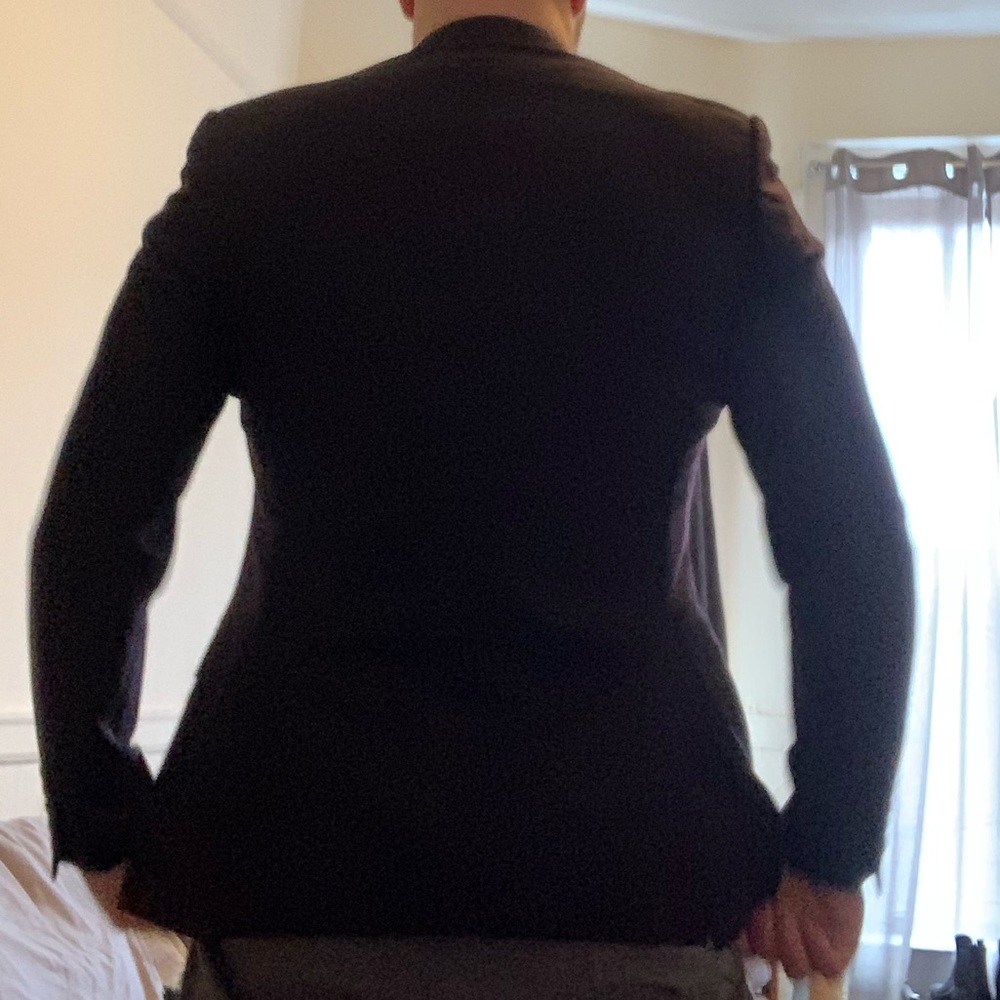 Suits top - Picture 2 of 3